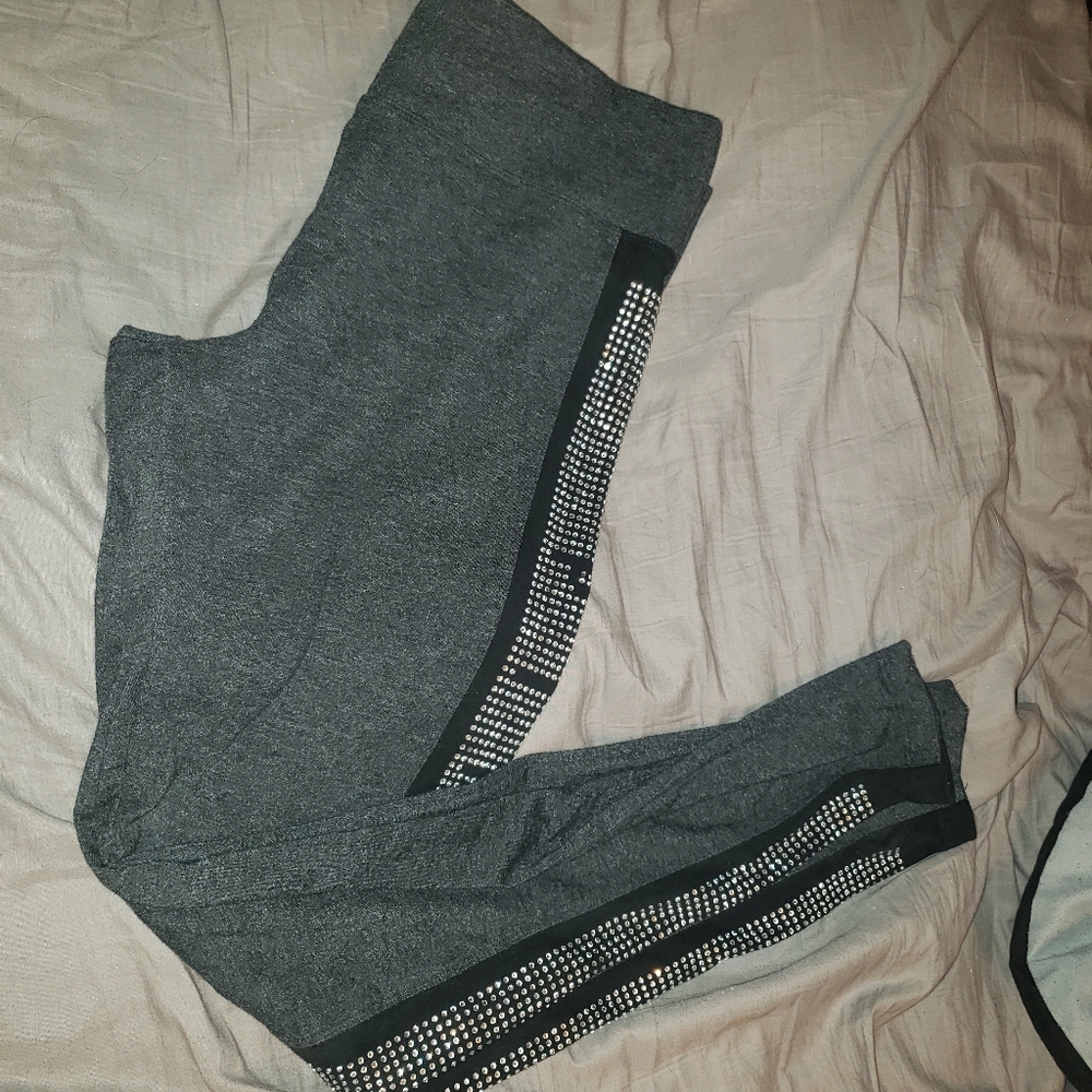 SOLD PINK leggings